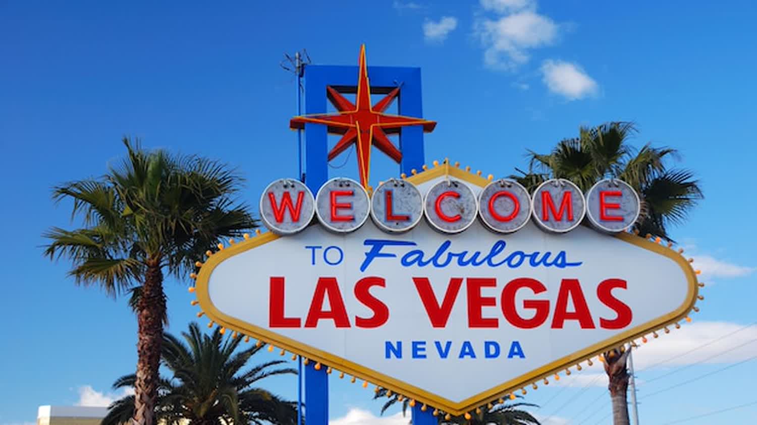 Free People-Watching and Photo Spots Around Las Vegas